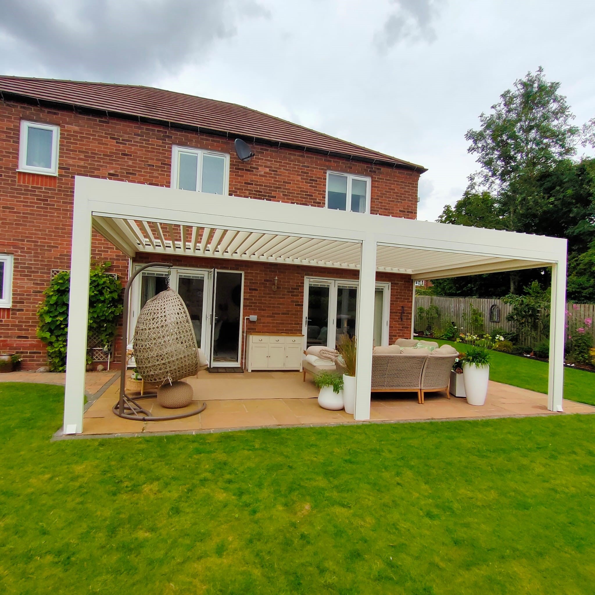 Louvered Roof Pergola - My Store
